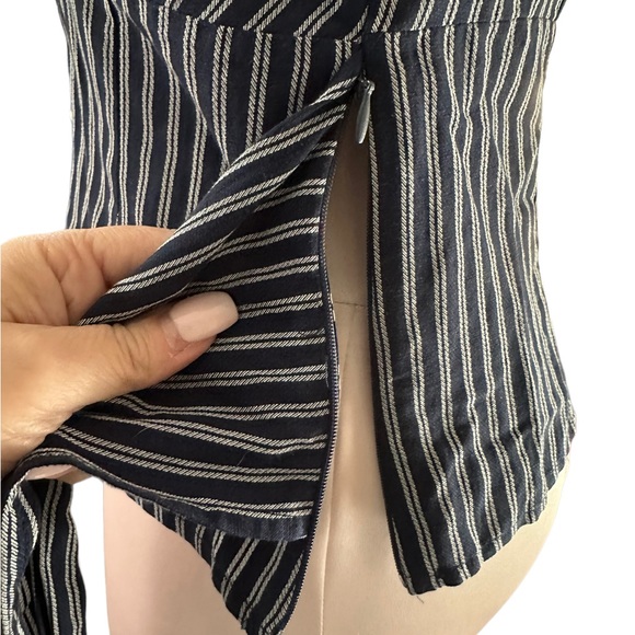 Maeve-Anthropologie navy top white rope stripes. Size 4. Absolutely gorgeous. - Picture 13 of 14